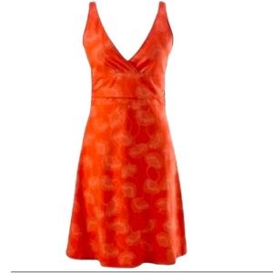 Patagonia Margot dress M orange red floral sleeveless athletic dress crunchy